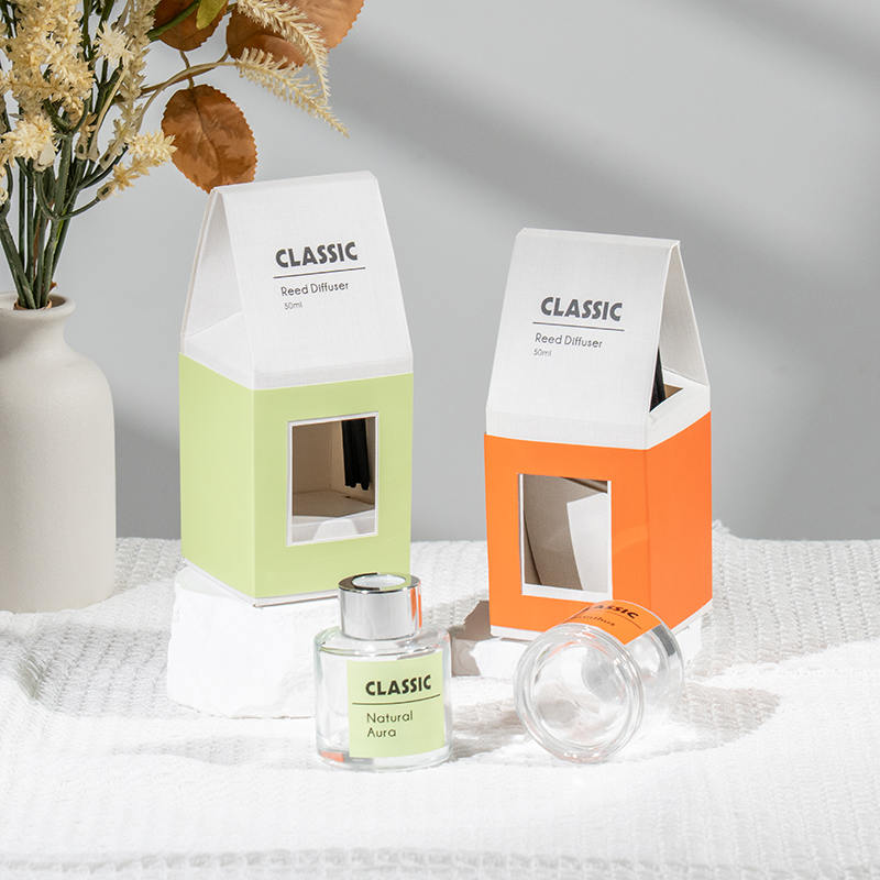 Diffusore a bastoncino classico in bottiglia di vetro tondo da 50 ml