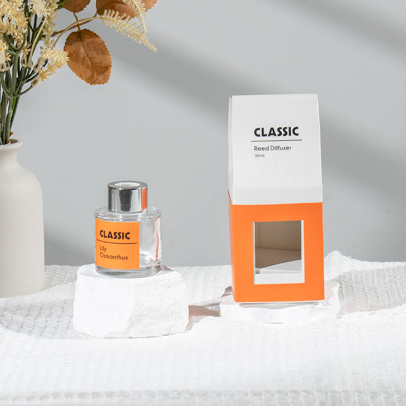 Diffusore a bastoncino classico in bottiglia di vetro tondo da 50 ml