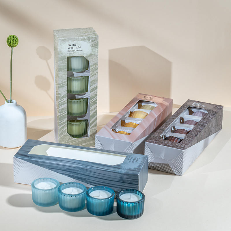 Set di 4 portacandele in vetro nano a righe verticali