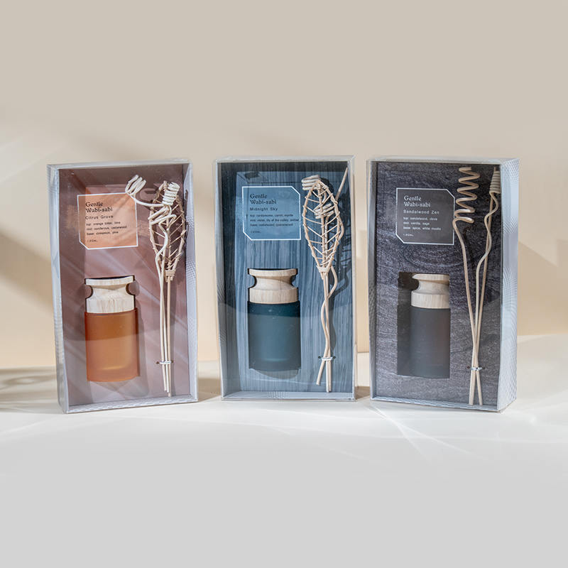 Diffusore a bastoncini di vetro di alta qualità con boccetta cilindrica alta e venditore di diffusori di aromi con bastoncini di legno