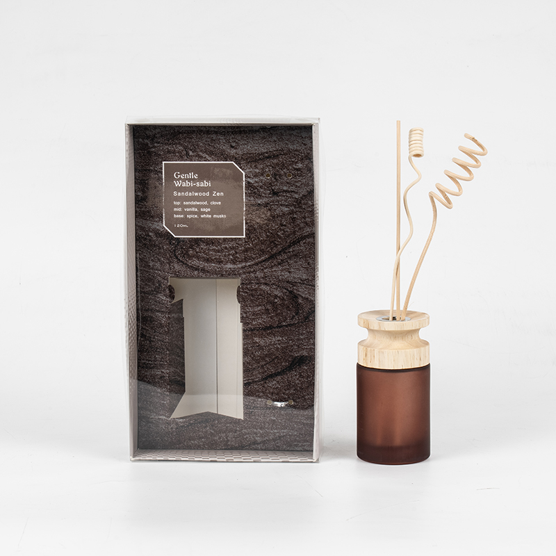 Diffusore a bastoncini di vetro di alta qualità con boccetta cilindrica alta e venditore di diffusori di aromi con bastoncini di legno