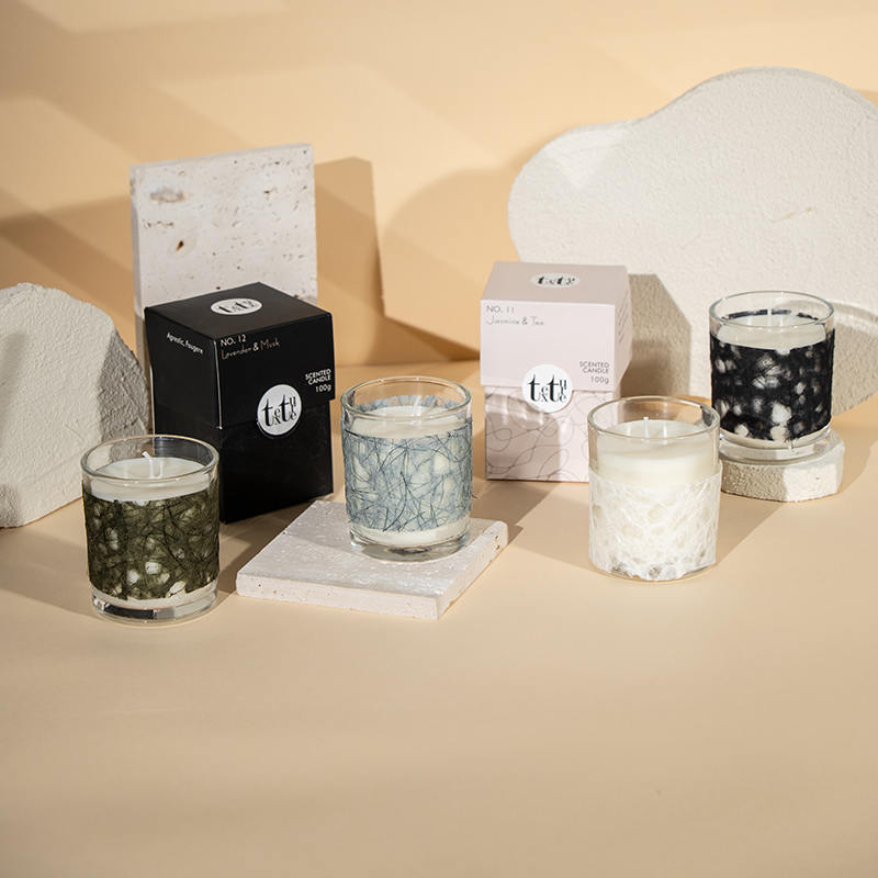 Candela profumata classica a tazza rotonda con produttore di candele in cera di soia ecologica deco-carta