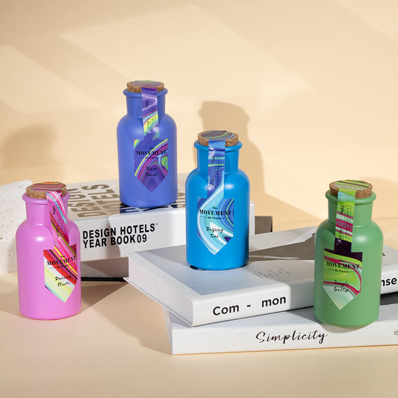 Produzione di diffusori a bastoncini profumati a bottiglia rotonda