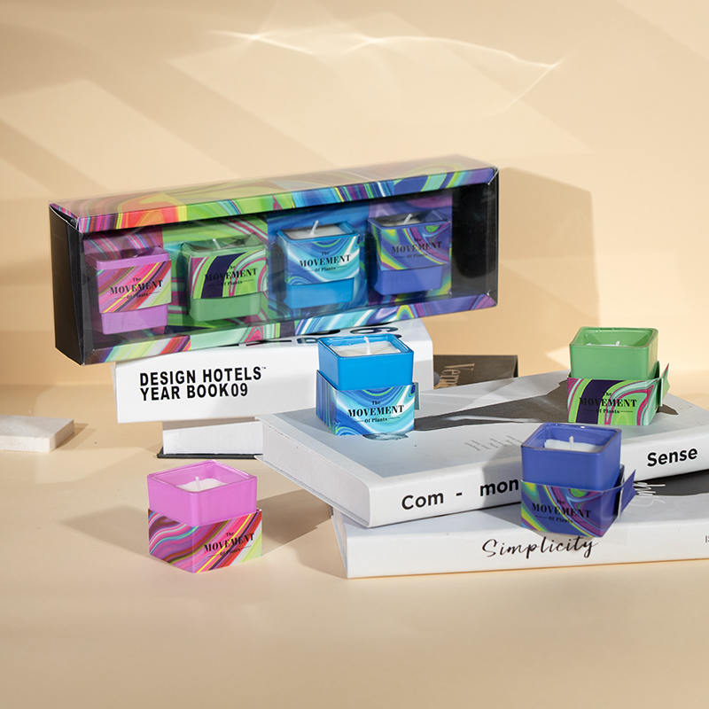 Fornitore di vasetti di vetro con candele di soia e candele profumate a tazza quadrata classica