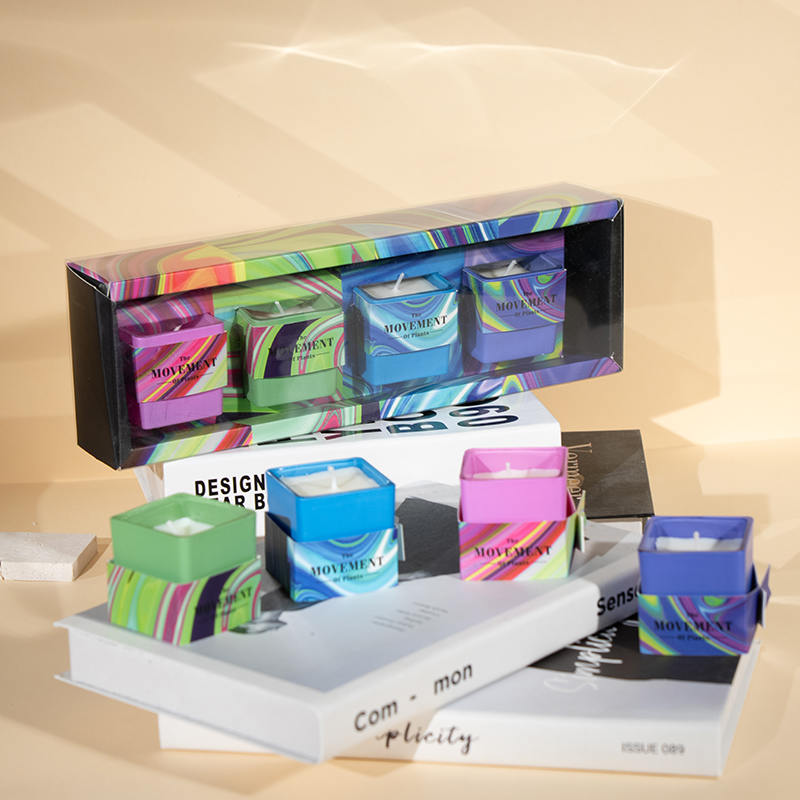 Fornitore di vasetti di vetro con candele di soia e candele profumate a tazza quadrata classica