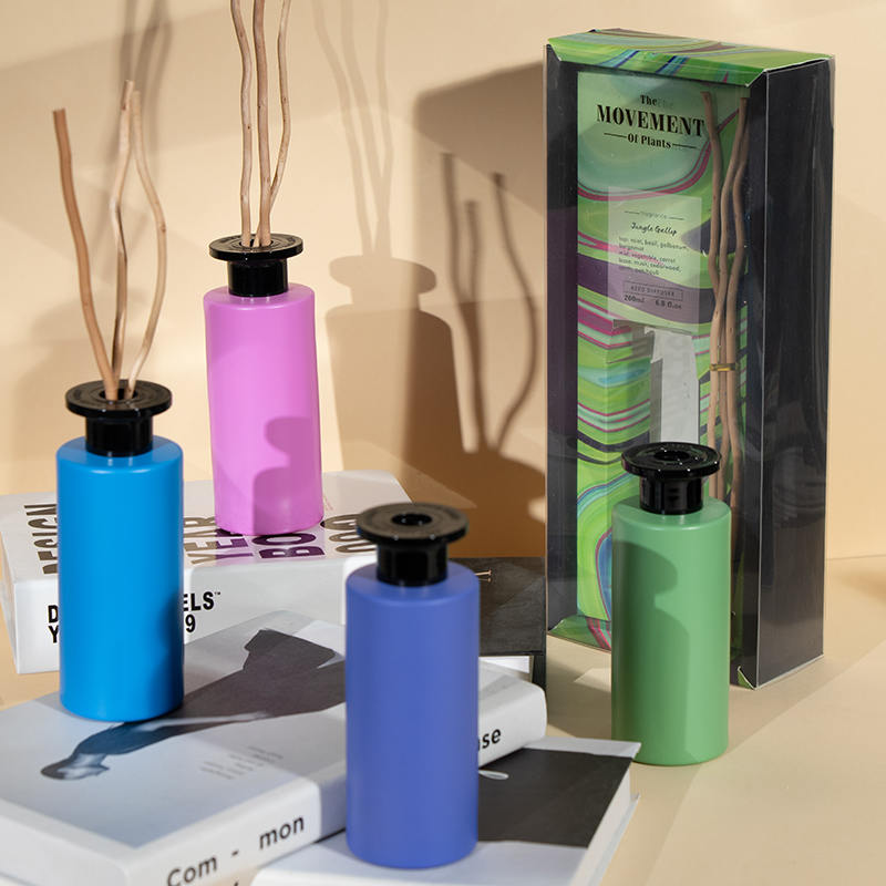 Bottiglia rotonda in vetro trasparente ad alta volatilità con diffusore a bastoncino in legno, bottiglia per aromaterapia premium